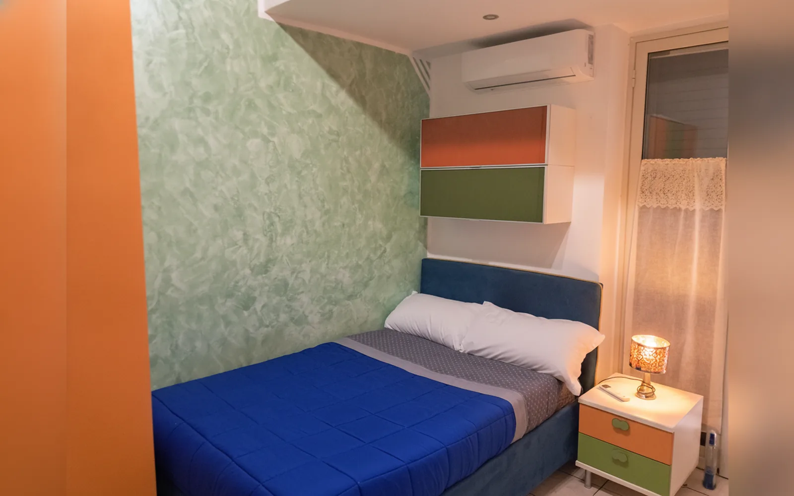 Camera con bagno privato — Principe degli Ulivi, Messina (Sicilia) (foto 6)